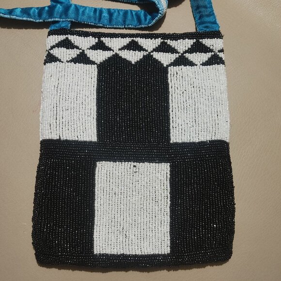 India Handcrafted Christiana Bead Crossbody Bag Black White Geometric Pattern Bl - Picture 12 of 14